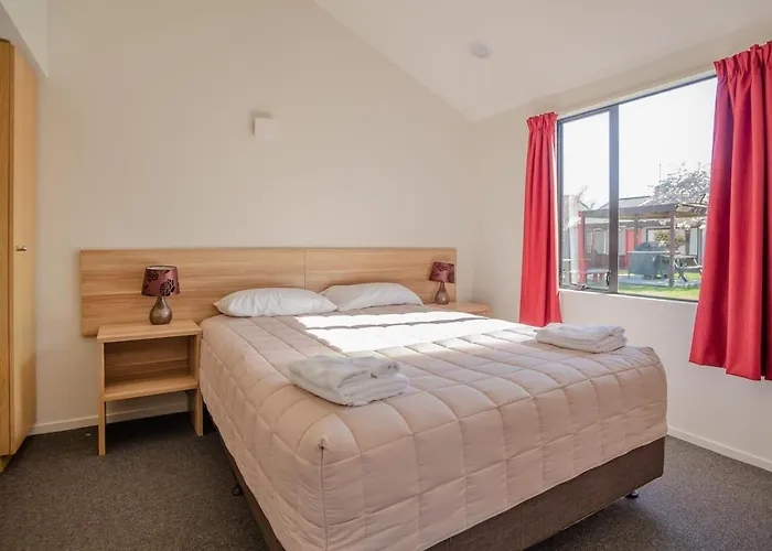Christchurch Park Motel