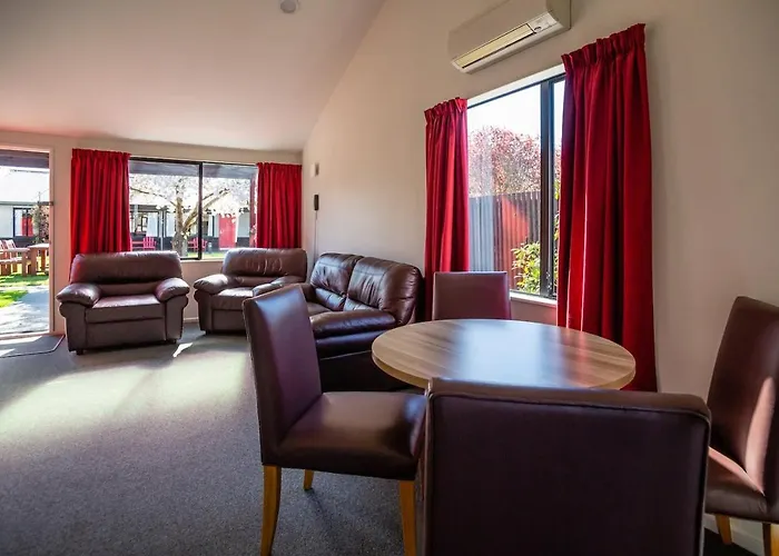 Christchurch Park Motel